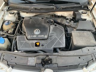 Volkswagen Golf 1.6 conceptline automatico