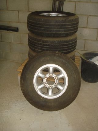 4 Llantas completas Originales Montero 2.8