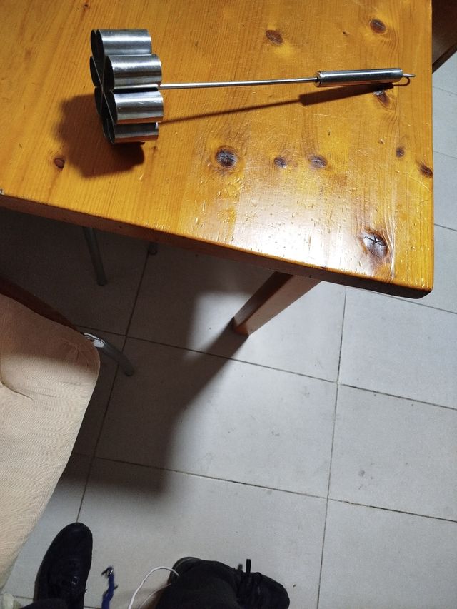 Molde para hacer flores de metal