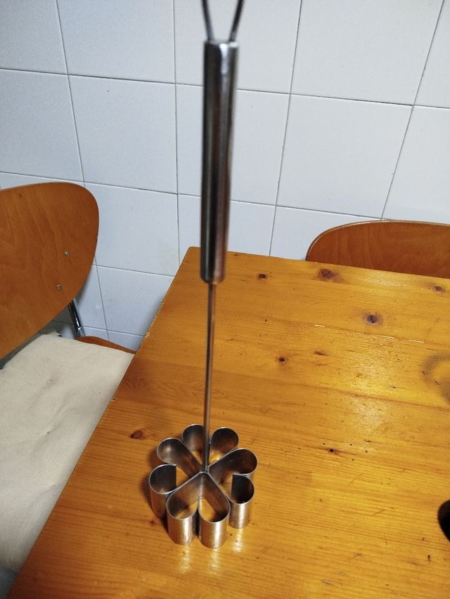 Molde para hacer flores de metal