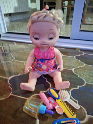 Muñeca Baby Alive con Cochecito