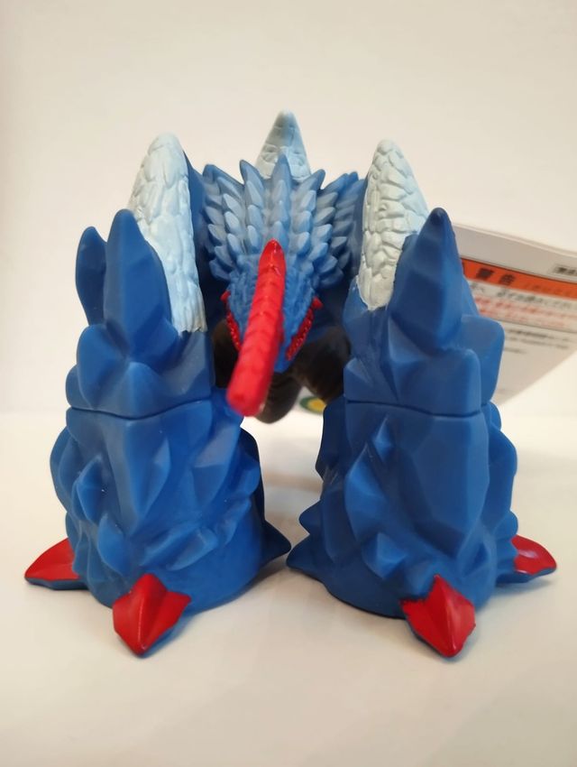 Set 4 Mostri Kaiju Ultraman Bandai w/TAG 🇯🇵