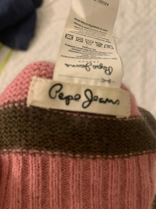 Cappellino Pepe Jeans a righe rosa e marrone