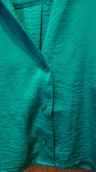 Camisa verde satén