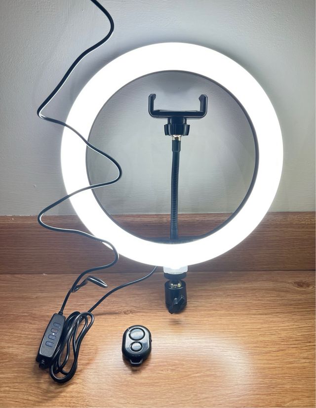 Aro de luz LED con mando Bluetooth.