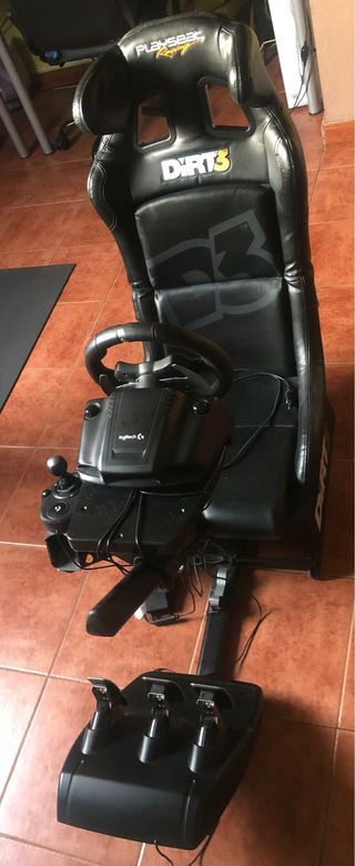 Playseat Racing Dirt3 Cuero + Logitech Periféricos