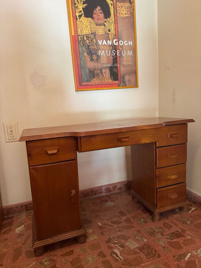 Conjunto Muebles Madera: Librería y Armario