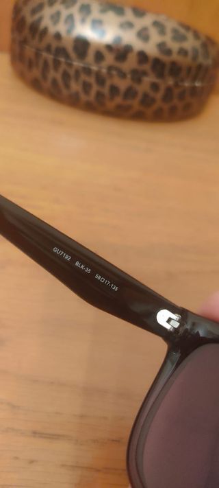 GUESS - Montura gafas GU7192 BLK-35 y estuche