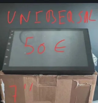 Pantalla Coche Universal 7 50€