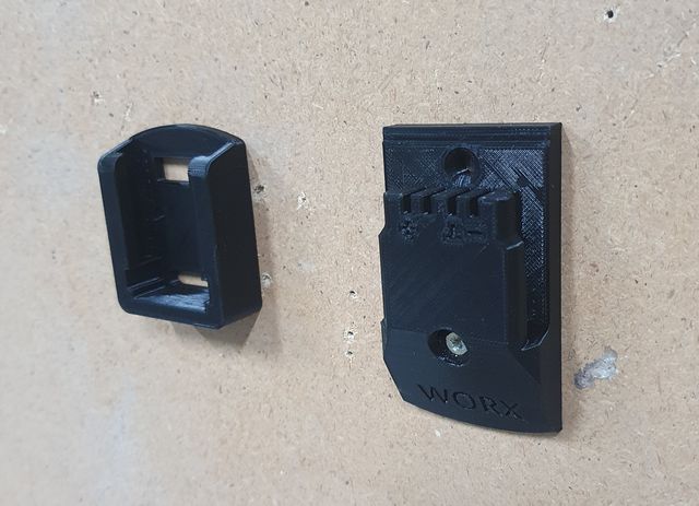 WORX 20V –4 Soportes para baterías Y 2 herramienta