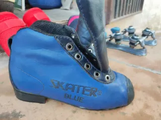 Lote hockey  Botas de patín con protecciones