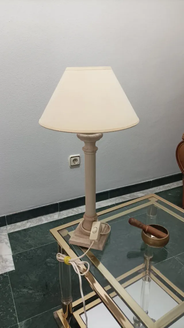 Lámpara de mesa