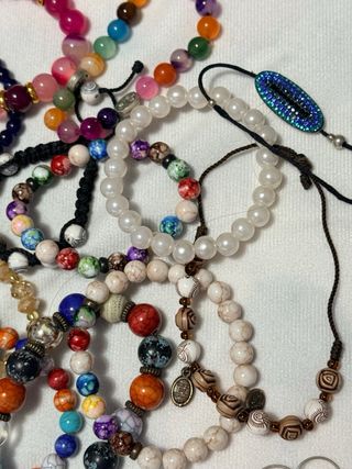 Lote Pulseras Multicolor y Negras