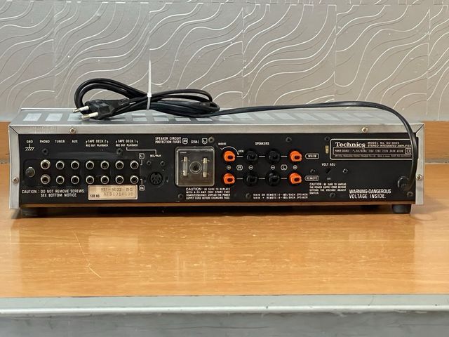 Technics SU-8022 Amplificador Integrado Estéreo