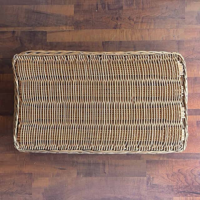 Bandeja de mimbre trenzado