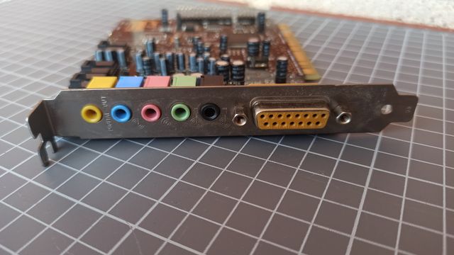 Tarjeta Sonido Sound Blaster Live CT4830