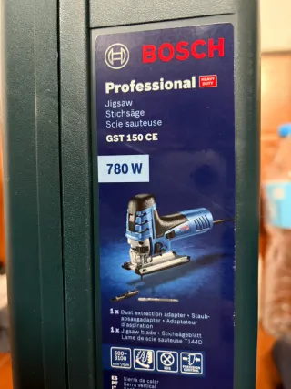 Sierra de calar Bosch Professional GST 150 CE