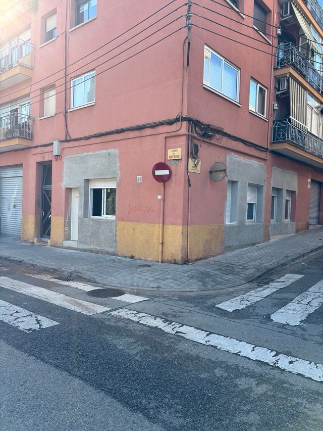 PARTICULAR VENDO PISO BAJOS EN CAN ORIACH