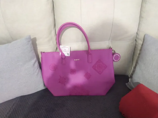 Bolso Desigual Fucsia 50 ancho, 32 alto