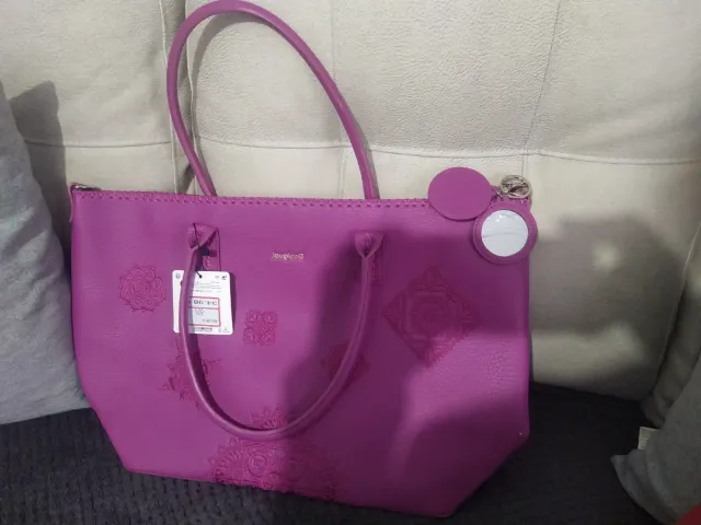 Bolso Desigual Fucsia 50 ancho, 32 alto