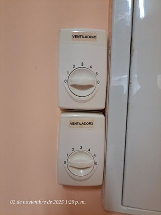 Ventilador de techo sin luz.