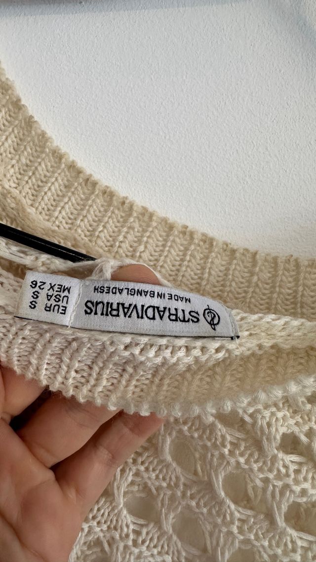 Jersey calado Stradivarius beige