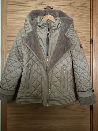 Parka Bearwood Beige Talla 38