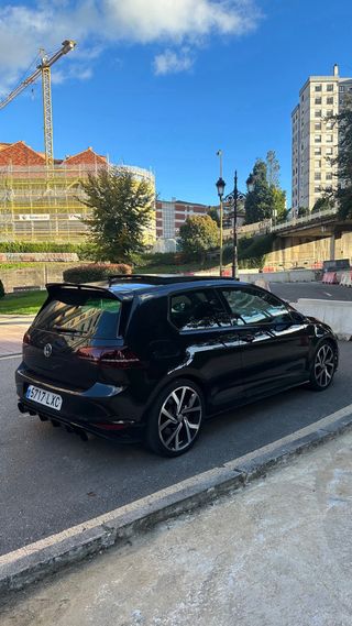 Volkswagen Golf 2016