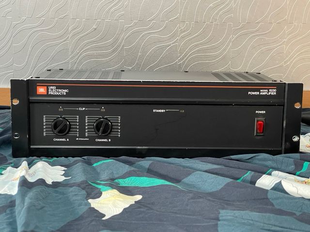 JBL UREI 6230 Amplificador de Potencia