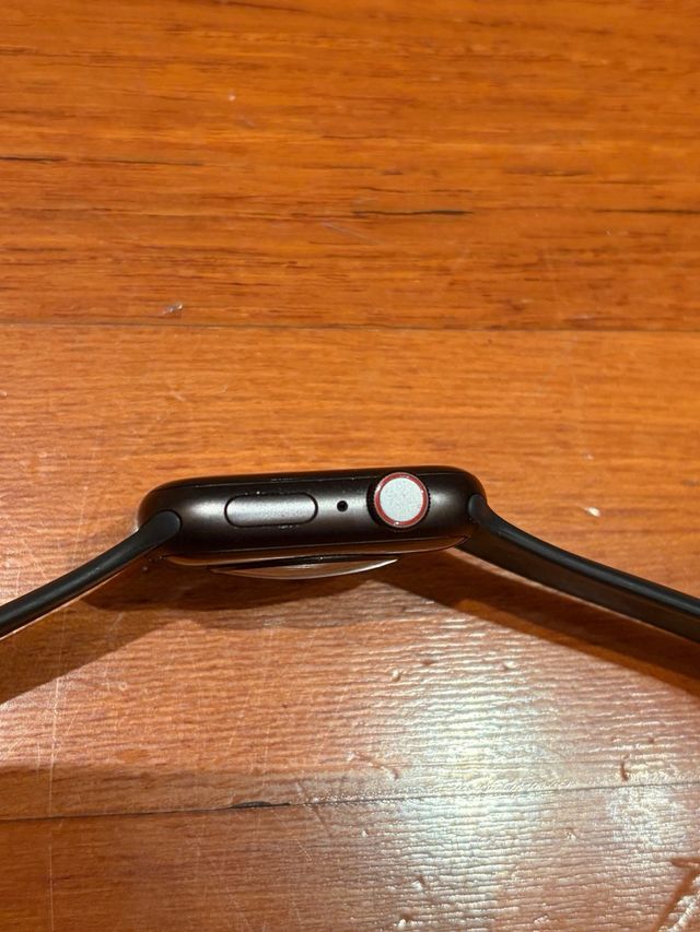 Apple Watch SE Nero 44mm