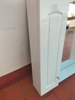 Espejo de baño con puertas de almacenaje