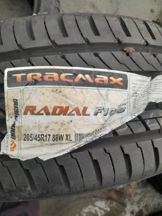 Neumático 205/45 R17 88W Nuevo
