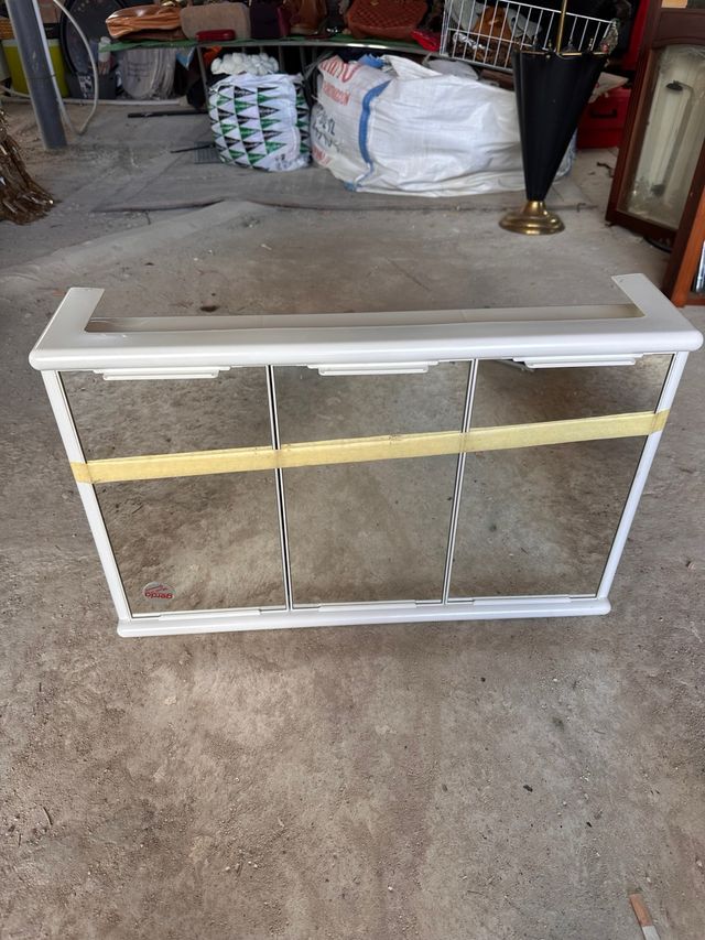 Mobile da bagno con nuovo specchio 