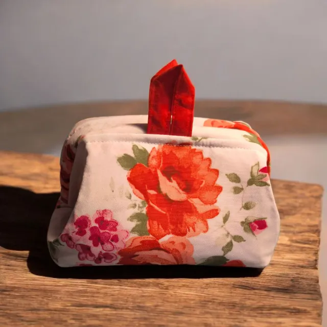 Bolso de mano floral