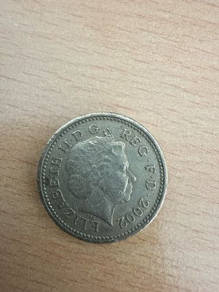 Moneta 1 Pound Regina Elisabetta 2002