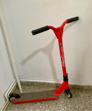 Patinete infantil rojo