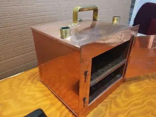 Antiguo armario laboratorio cobre 1900