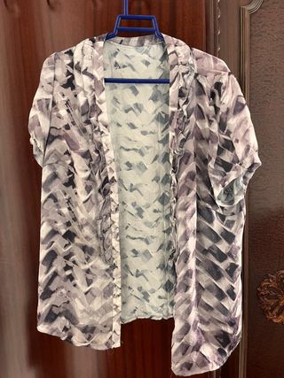 Camiseta estilo retro floral