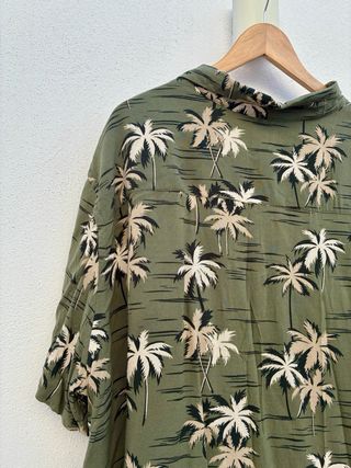 Camisa H&M Palmeras Verde Talla M