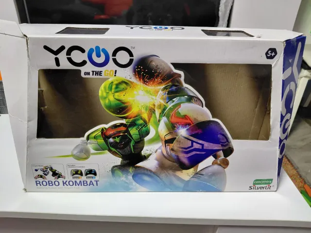 2 Robots de Combate YCOO con Mandos