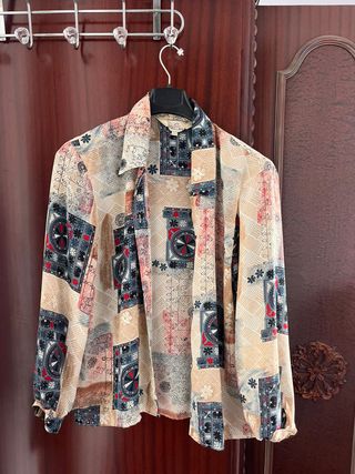 Camiseta retro manga larga geométrica