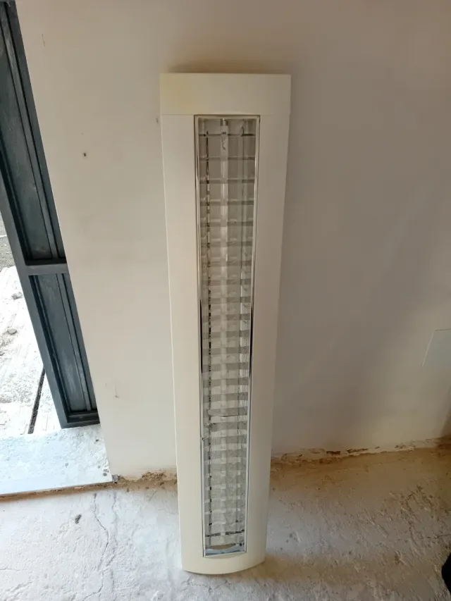 Lampada a barra bianca Philips