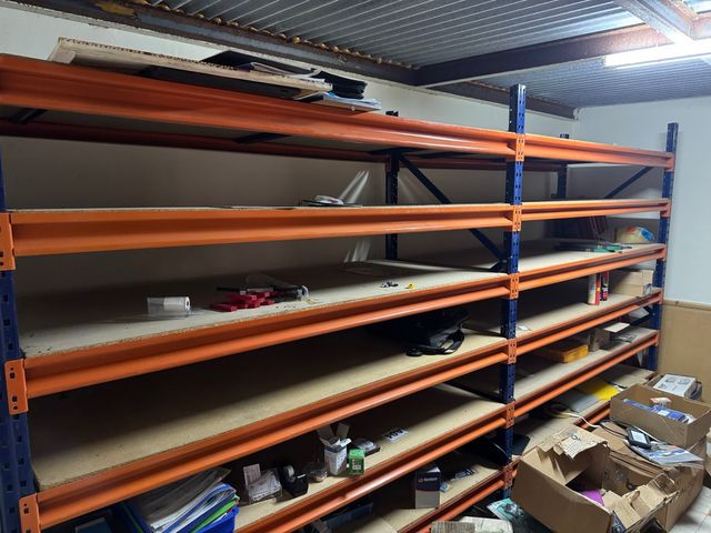 Estanterías Industriales Naranja
