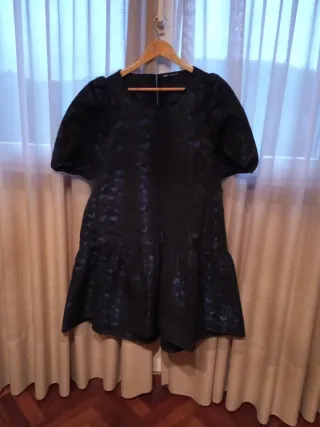 Vestido fiesta Zara negro y azul