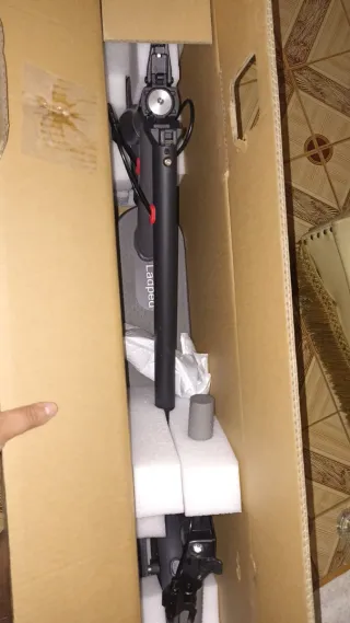 Patinete Eléctrico Nuevo en Caja