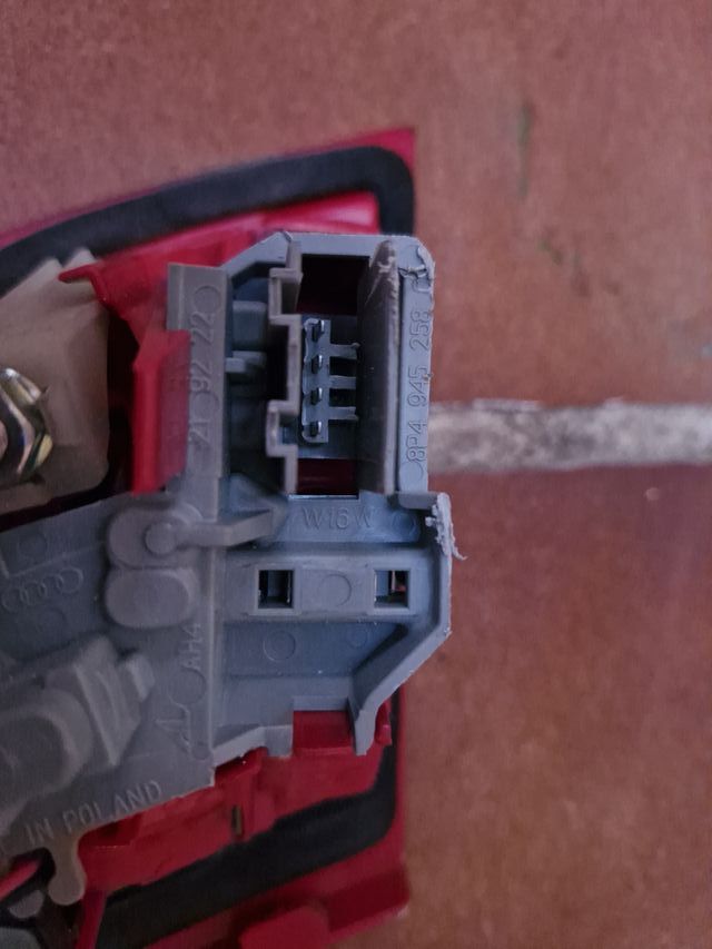 Piloto trasero derecho Audi A3 Sportback