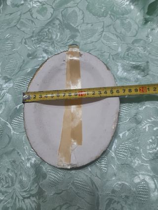 Quadro in ceramica con scena romantica