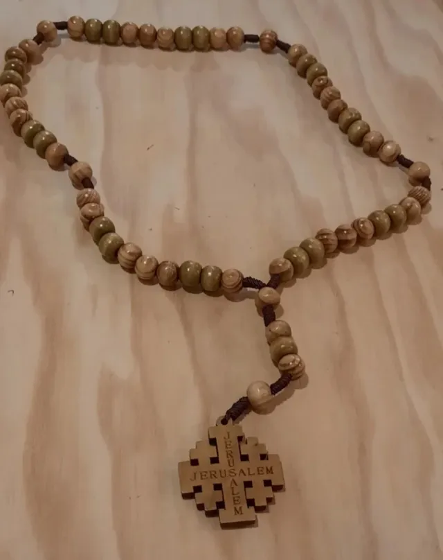 Rosario de JERUSALÉN en Madera de olivo.