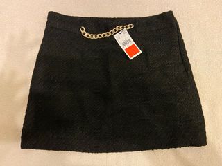 Gonna nera Mango con catena oro L