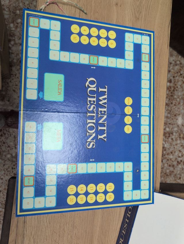 Juego de mesa Twenty Questions